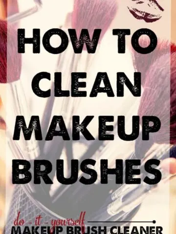 How to clean makeup brushes! The best DIY makeup brush cleaner I've found. A must try!