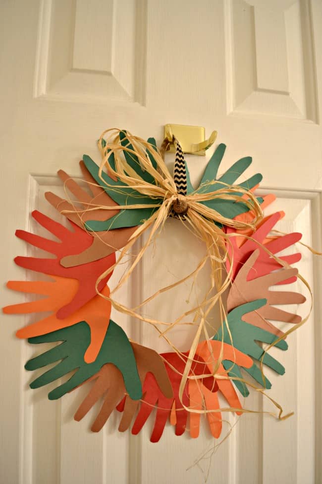 How to make a hand print wreath!