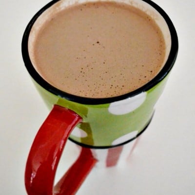 The best homemade hot chocolate! Starbucks copycat recipe