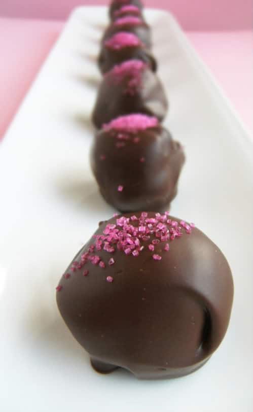 Homemade Valentine's Day Chocolate Gifts | This Girl's Life Blog