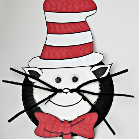 Celebrate Dr. Seuss with this Paper Plate Cat in the Hat craft for kids.