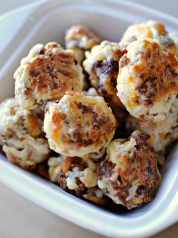 These Hash Brown Sausage Balls are the perfect bite for breakfast. They are also great for the holidays as well.