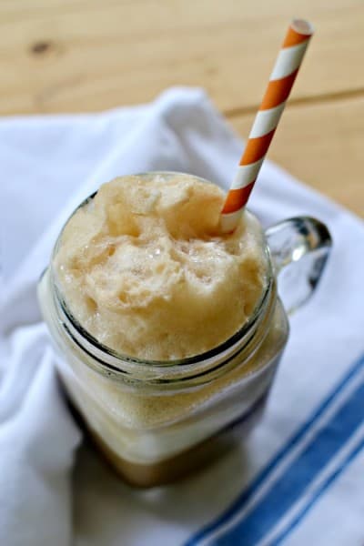 Classic Root Beer Floats + Adult Version too!