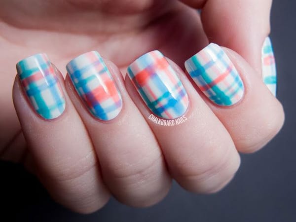 How to Create a Three Color Plaid Nail Design - wide 1