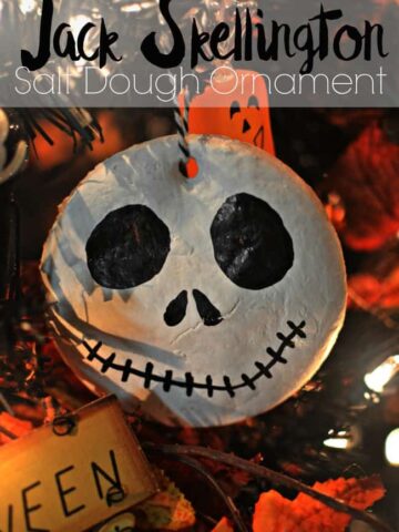 If you love Nightmare Before Christmas and Jack Skellington this craft is perfect for you. Awesome for my Halloween tree or just to hang around the house.
