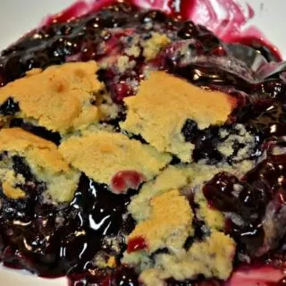 All you need to rock this blueberry cobbler recipe is 3 easy ingredients. The crust is buttery and just plain yum!