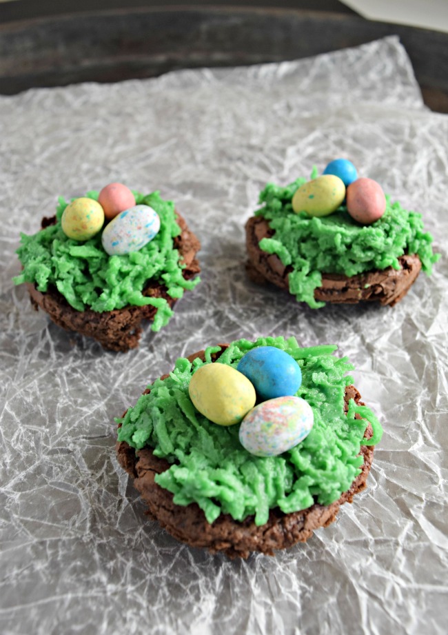 These Easter Coconut Brownie Nests are so cute. They would be perfect for a Easter get together with the family. These would also be cute for a classroom treat.