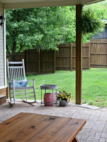 With summer approaching with a quickness, an outdoor space will almost likely become your family’s favorite spot. I hope these spring patio decorating ideas will help you enjoy it even more.