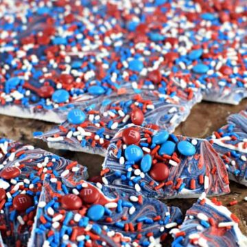 This beautiful festive holiday bark is perfect for your entire crowd during party time on the 4th of July. It is delicious and addicting.