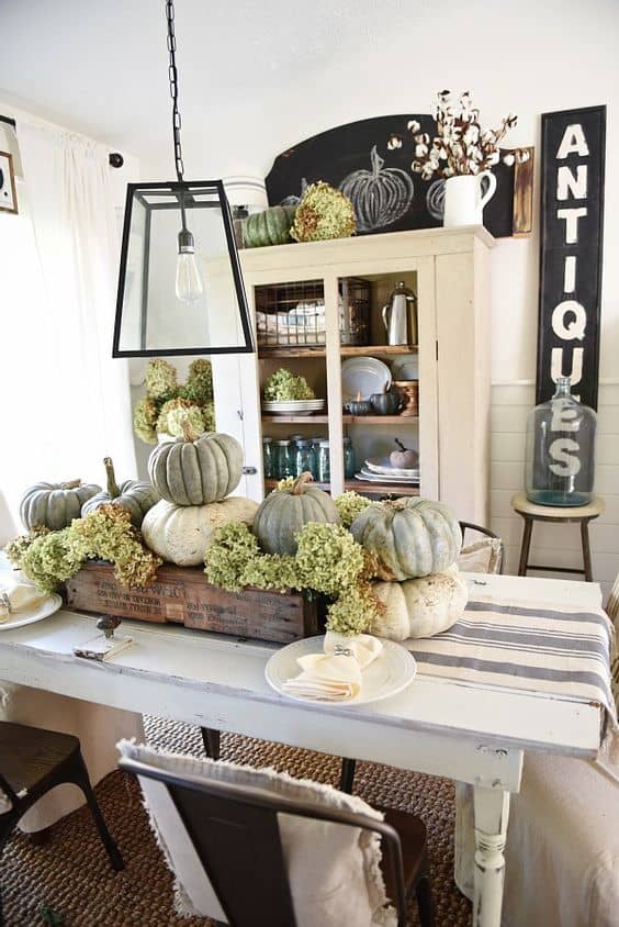 Rustic Hydrangea Fall Table