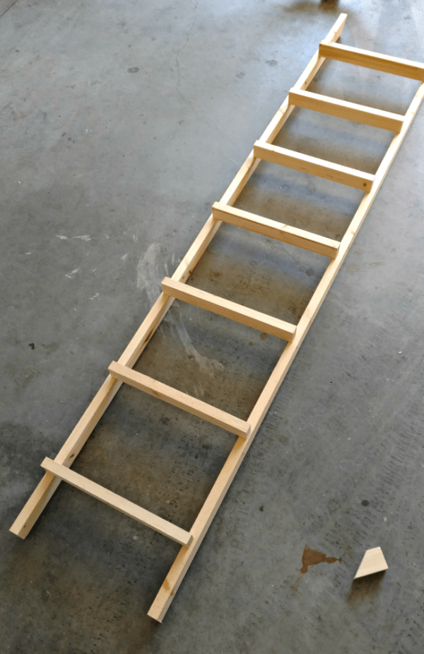 Decorative Wooden Ladder DIY | Under $10 | This Girl's Life Blog