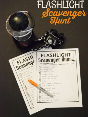 Let's go on a Flashlight Scavenger Hunt! Grab a flashlight and this free printable to have a fun-filled evening with your family and friends. Great for all ages!