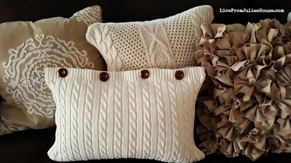 Don't throw out those old sweaters! Learn how to make new things from them with these awesome DIY ideas.