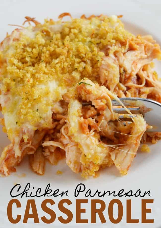 This easy chicken parmesan casserole is a cheesy, crowd-pleasing casserole that can be ready to bake in 10 minutes. A super easy weeknight meal that will feed a whole crowd. #ChickenParmesanCasserole #EasyChickenParmesan #ChickenParmesan #CasseroleRecipes #ChickenRecipes