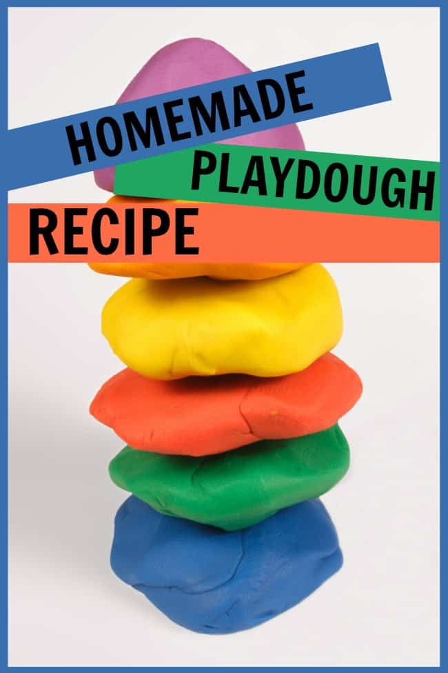 This homemade playdough recipe is perfect for entertaining children, especially during these cold winter days. Loads of fun that takes less than 10 minutes for one batch.