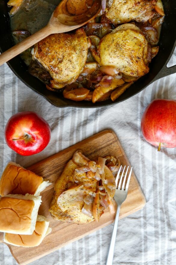 Best Apple Cider Chicken Skillet One Pan Recipe