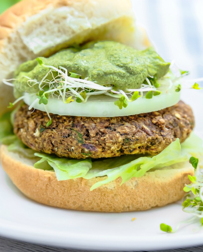 The Best Simple Black Bean Burgers | Today's Creative Ideas