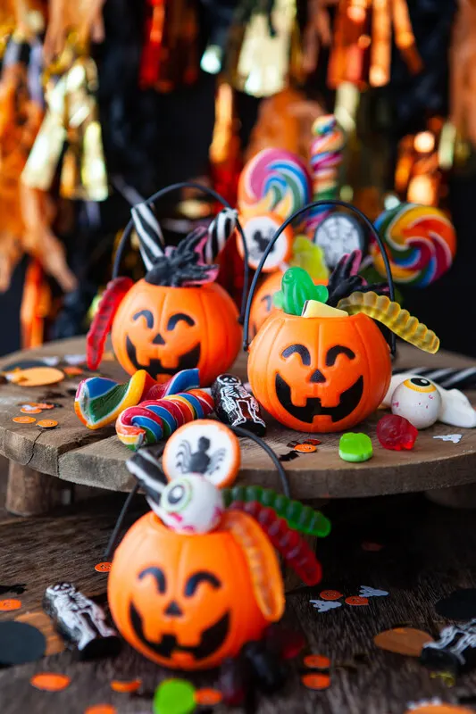 Fun Ideas to Celebrate Halloween at Home this year!