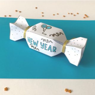 DIY New Year's Eve Party Crackers