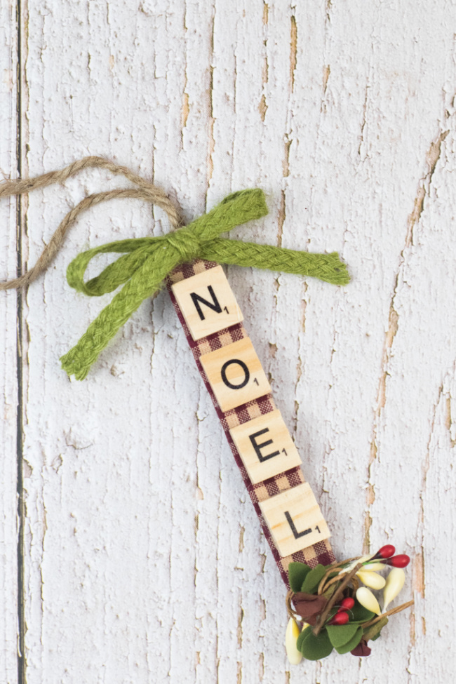 This photo features a sample of the scrabble tile Christmas ornaments 