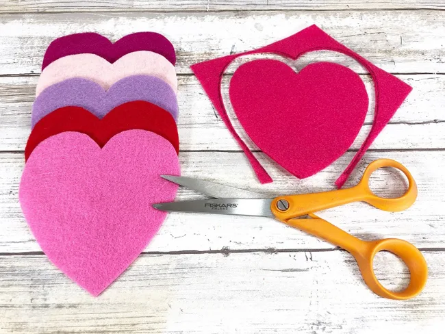 Felt Heart People | Valentine Craft for Kids | Today's Creative Ideas