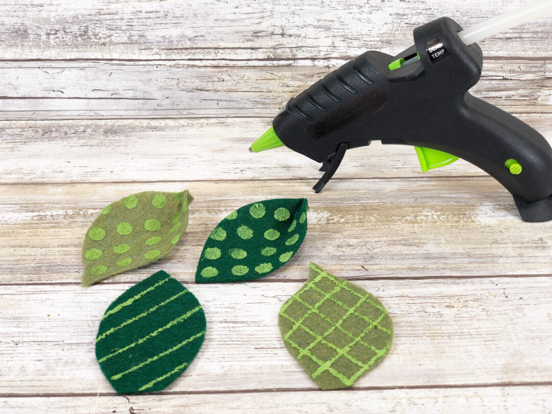 Terra Cotta Pot Apple Craft Teacher Gift Idea