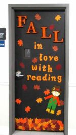 20+ Easy Fall Classroom Door Ideas | Today's Creative Ideas