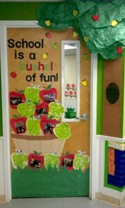 20+ Easy Fall Classroom Door Ideas | Today's Creative Ideas