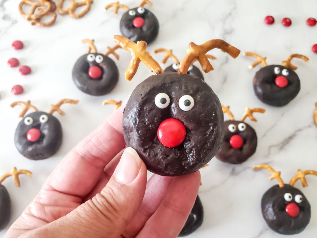 Rudolph the Reindeer Donuts | Today's Creative Ideas