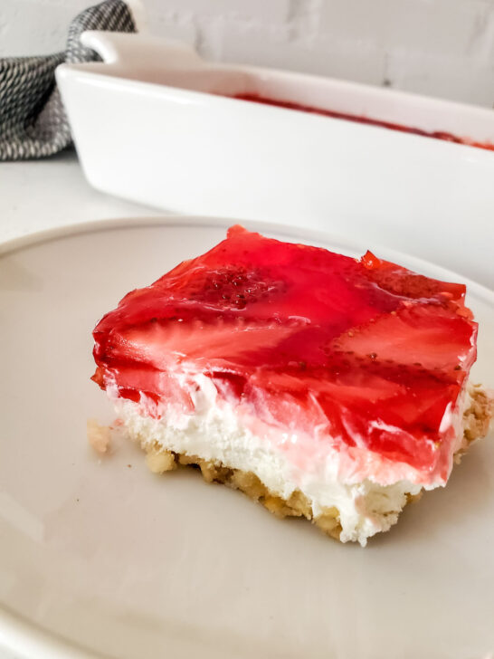 Old Fashioned Strawberry Pretzel Salad Recipe