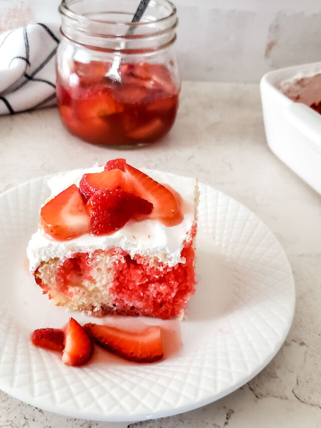 Strawberry Poke Cake Recipe | Today's Creative Ideas