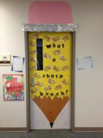 40+ Back to School Classroom Door Ideas | Today's Creative