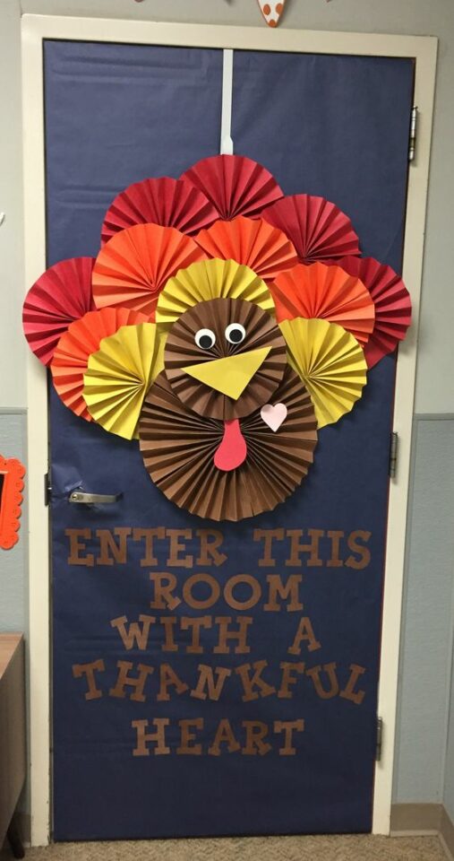 14+ Thanksgiving Classroom Door Ideas | Today's Creative Ideas